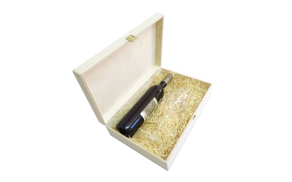 Beispielfoto, Holzkassette als Geschenksverpackung für 1 Flasche Wein und 1 Weinglas